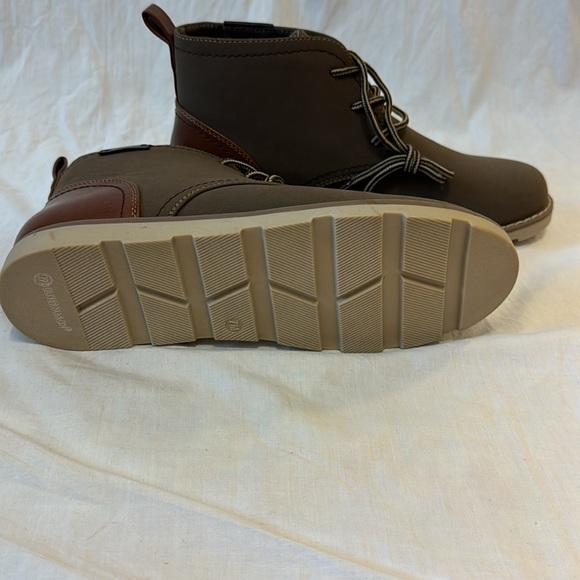 NWOB Oliver Mason Brown Shoes Boys Sz 7M - Picture 4 of 6